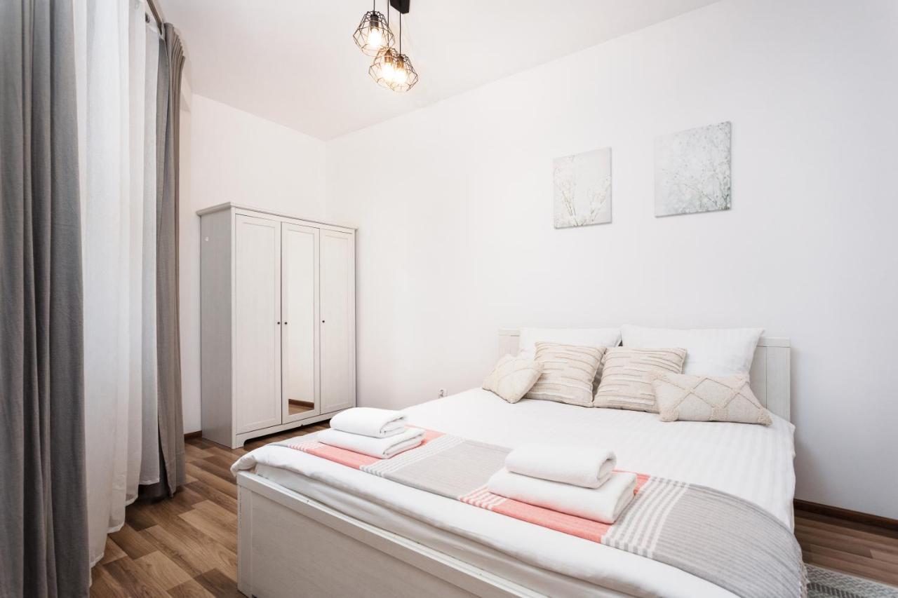 City Of The Kings-Camomile Apartment Cracovia Exterior foto